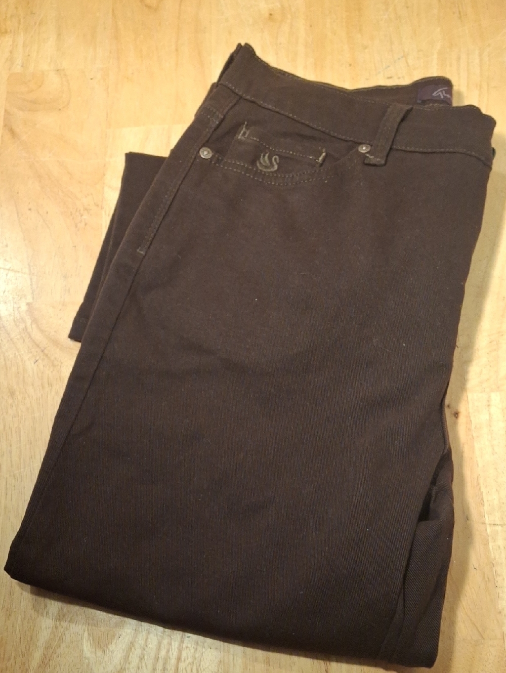 Gloria Vanderbilt Chocolate Brown Jeans with Purple Label
